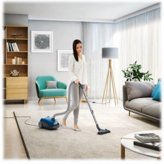 Vacuum Cleaner - Electrolux Dammsugare EasyGo 750 Watt