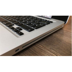 Used laptop 13" - MacBook Pro 2009 2GB 160HDD (beg med bucklor)