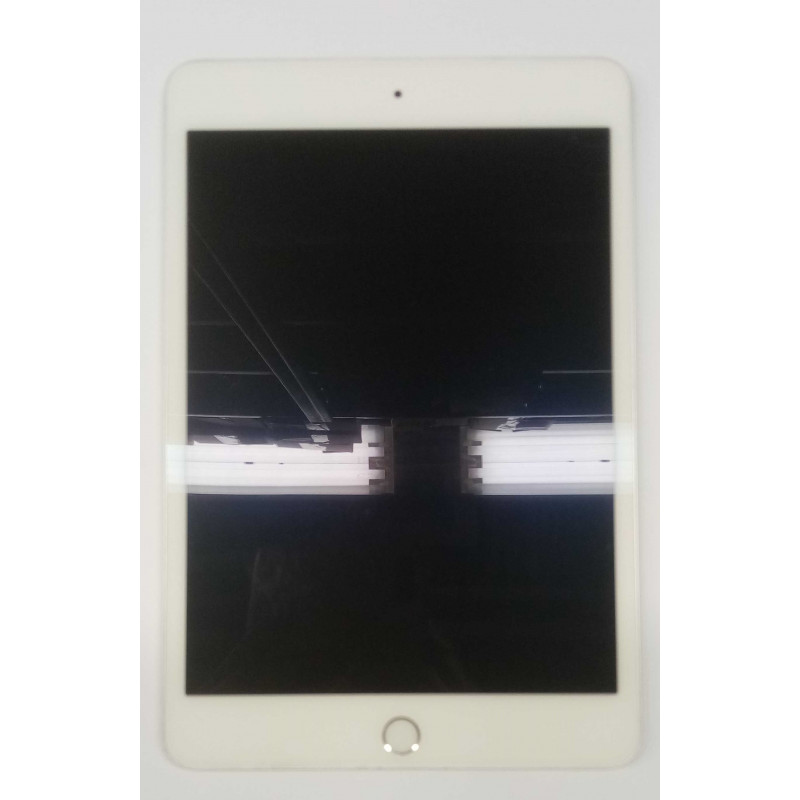 Tablet - iPad Mini 4 16GB WiFi silver (beg med mycket repor och lägre batteritid)