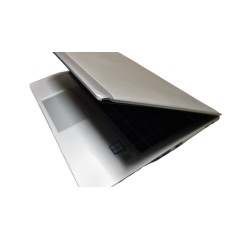 HP EliteBook 840 G6 14" Full HD i5 8GB 256SSD Windows 11 Pro (beg - saknar en bit plast i ena hörnet)