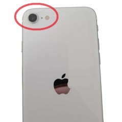 Used iPhone - iPhone SE (2020) 64GB (2nd Generation) White (beg - skada baksida, rosa skal ingår!)