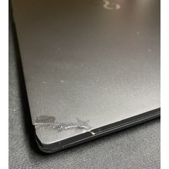 Used laptop 15" - Fujitsu Lifebook U7510 15.6" FHD i5 16GB 256GB W11P (beg med liten spricka)