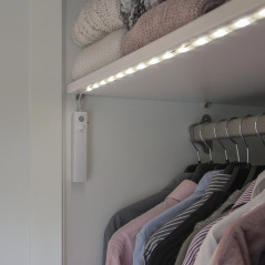 Batteridriven 1 meters ljusslinga med 30st LED-lampor och rörelseaktivering