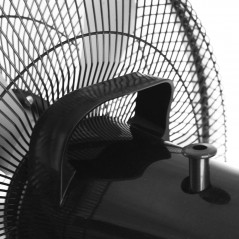 Fans for the hot evenings! - Emerio bordsfläkt 30 centimeter